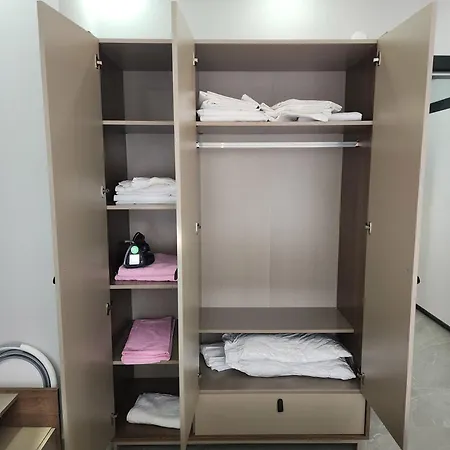 Kiralik Havuzlu 1+1 Appartement *