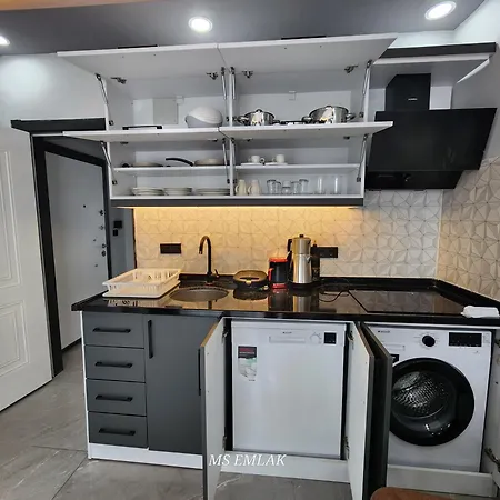 Kiralik Havuzlu 1+1 * Sidé