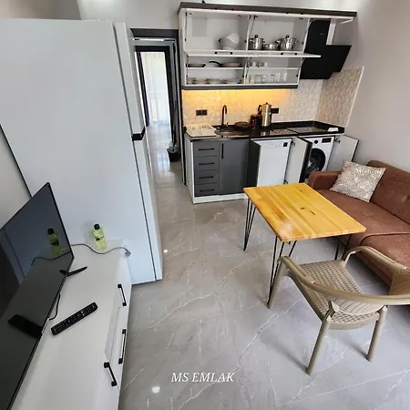 Apartamento Kiralik Havuzlu 1+1