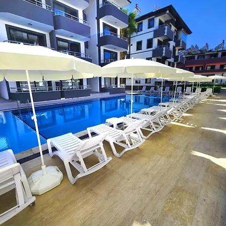 Appartement Kiralik Havuzlu 1+1 Side