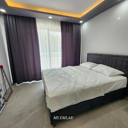 Kiralik Havuzlu 1+1 *